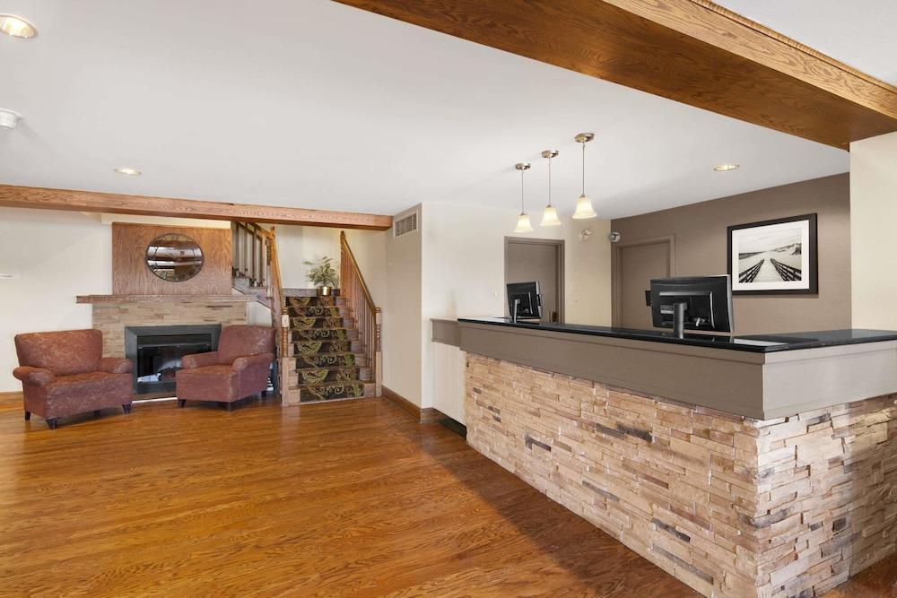 Country Inn & Suites 达特茅斯 外观 照片