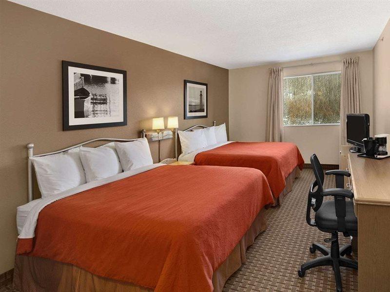 Country Inn & Suites 达特茅斯 外观 照片